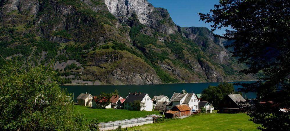 Visit Undredal Hotell Exteriör bild