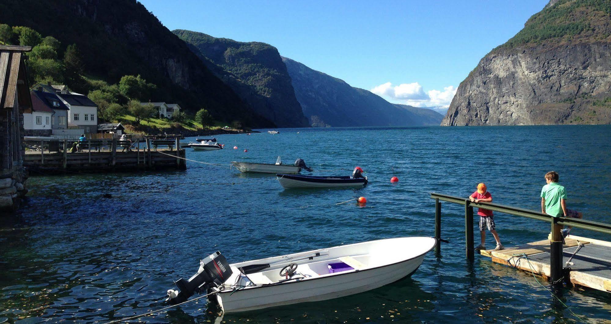 Visit Undredal Hotell Exteriör bild