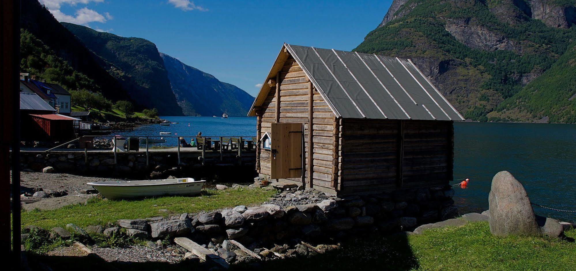 Visit Undredal Hotell Exteriör bild